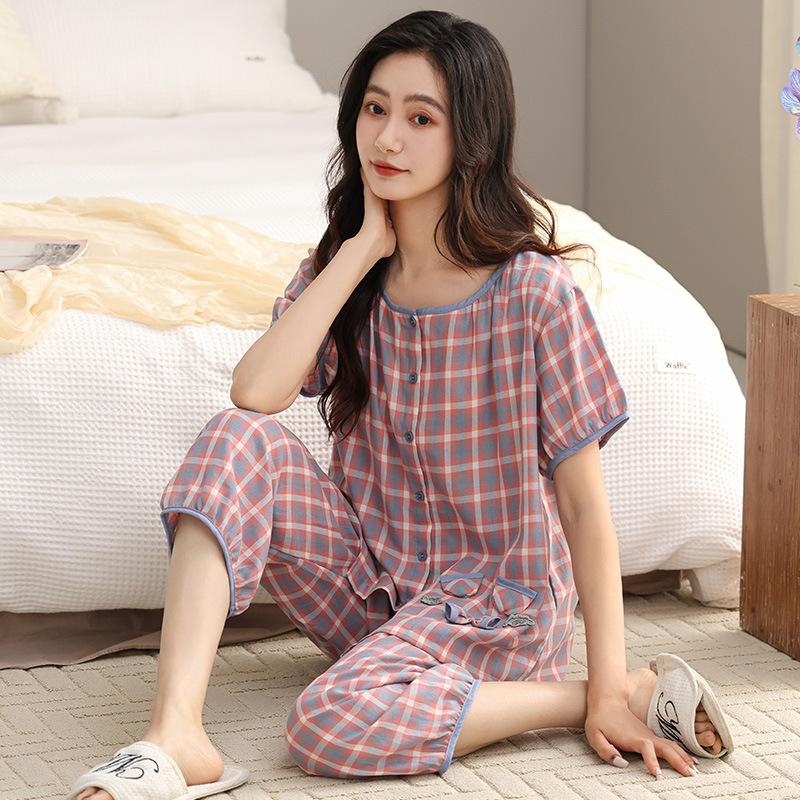 Pajamas women's 1011 new summer pure cotton thin short-sleeved cropped pants high-end cotton loungewear large-size set