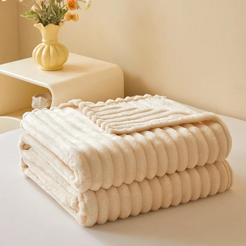 1pc Throw Blanket for Bed Striped Flannel Blanket Milk Velvet/Flannel Blanket Warm & Cozy Throw for Couch, Bed & Travel - Versatile All-Season Gift