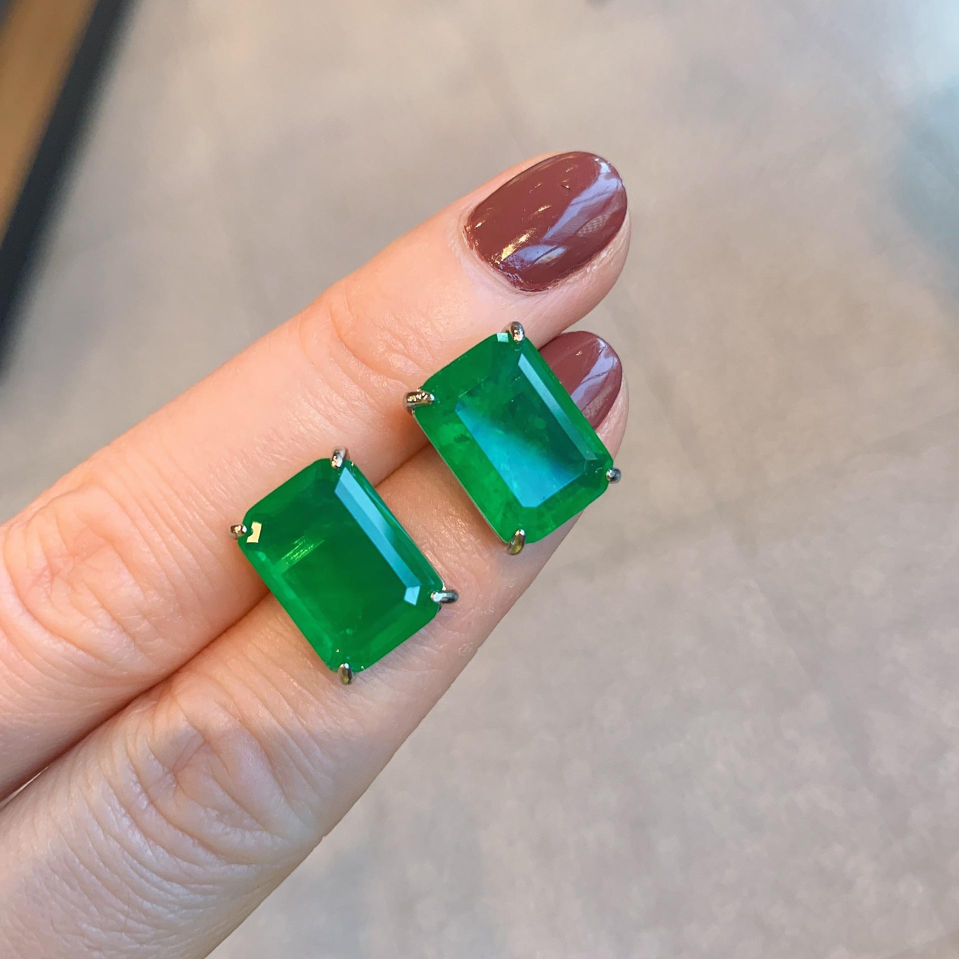 

Douyin Emerald Zircon Necklace Earrings Paraiba Green Light Rectangular Stud Earrings Pendant