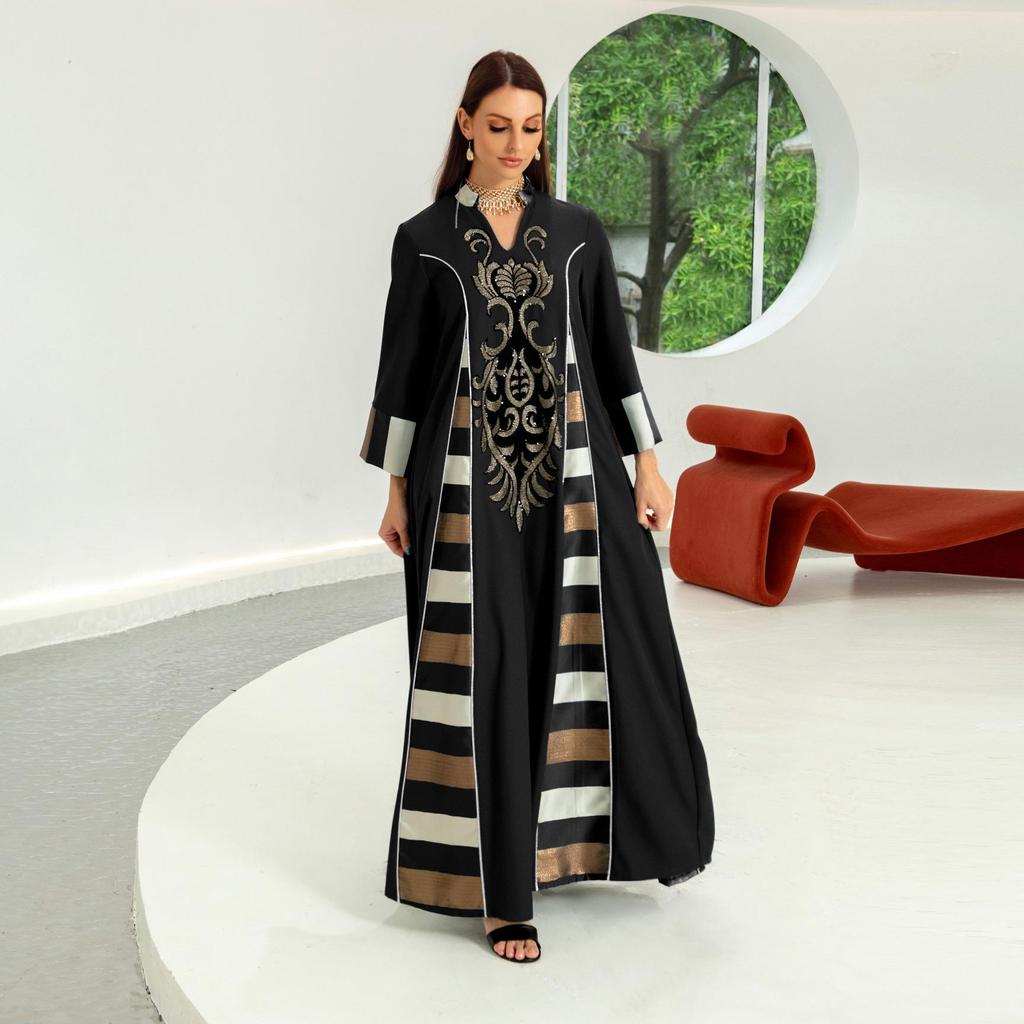AB052 Women's Embroidered Striped Abaya - Middle East Arabic Muslim Robe