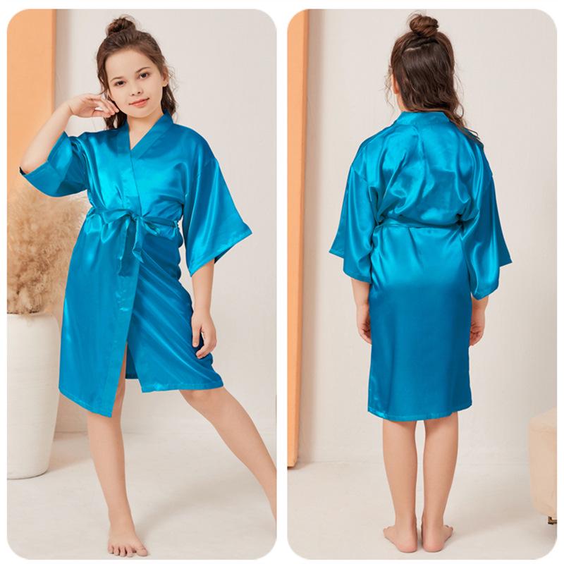 Kinder-Nachthemd und Bademantel aus Satin-Seide – lang, glänzend, Sommer-Cardigan (Mittelgroß und groß)