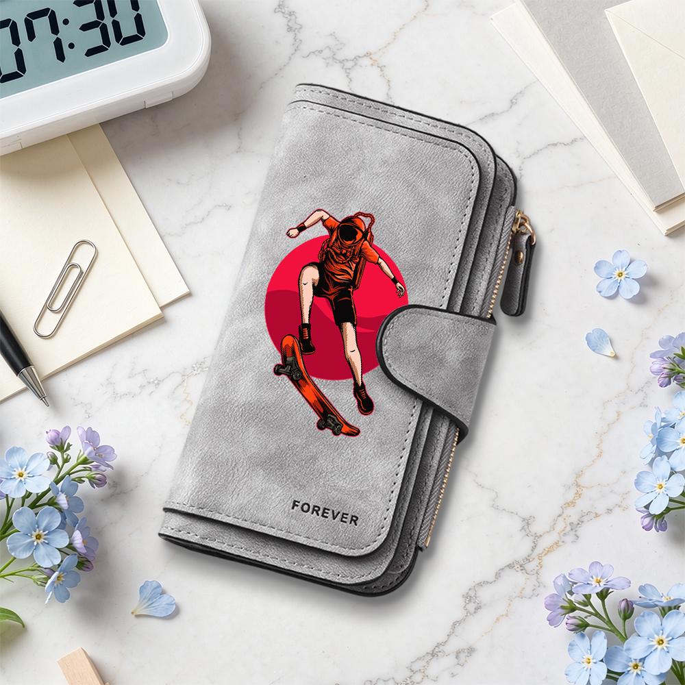 Fashion Astronaut Skateboard Printed Long Wallet Portable Casual Multi Card Holder Purse for Daily Use