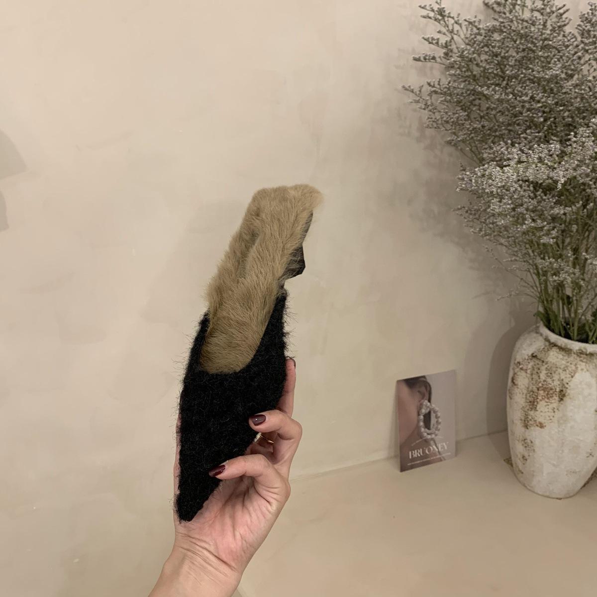 

Французские пушистые туфли на высоком каблуке, классные тапочки, женская одежда, универсальные, остроносые, на шпильке, сумка на голову, полуботинки Muller, сумка на ногу 35 чёрный