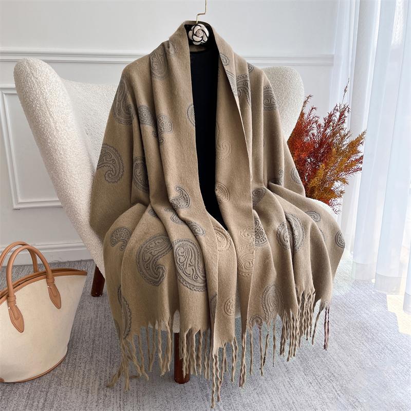 Embossed Cashmere Winter Scarf for Women Plain Warm Chunky Shawl Luxury Designer Poncho Pashmina Hijab Bufanda Lady Boho Cape