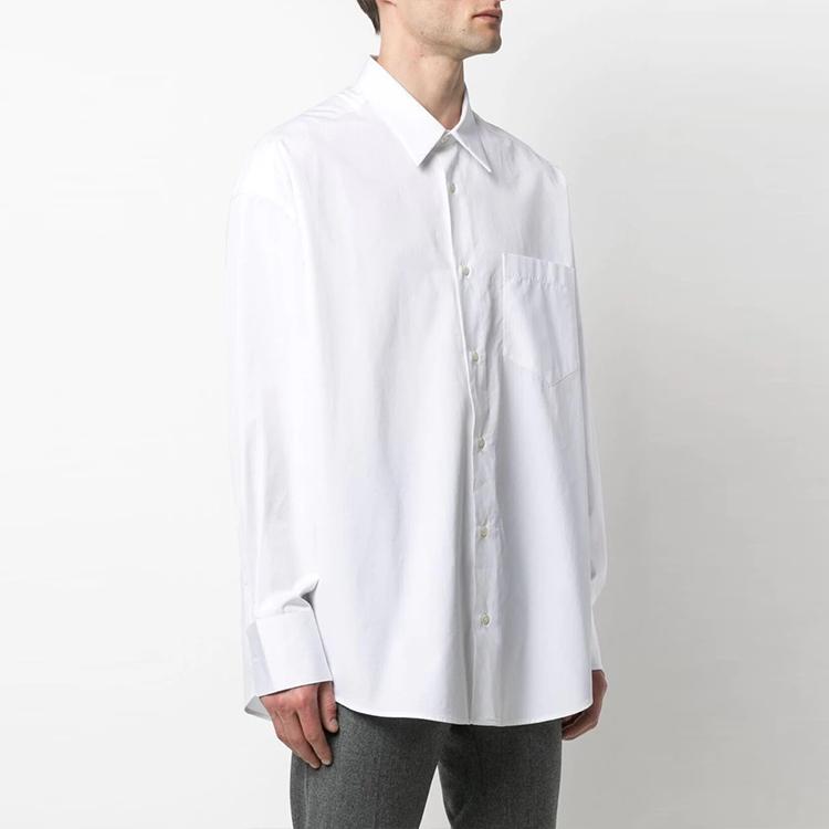 AMIPARIS Logo Patch Long Sleeve Shirt Unisex Shirts H21C111462-100