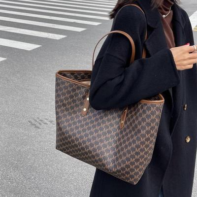 Borsa tote versatile di alta gamma da donna 2025: Borsa da Lavoro e a Spalla Singola alla Moda di Grande Capacità