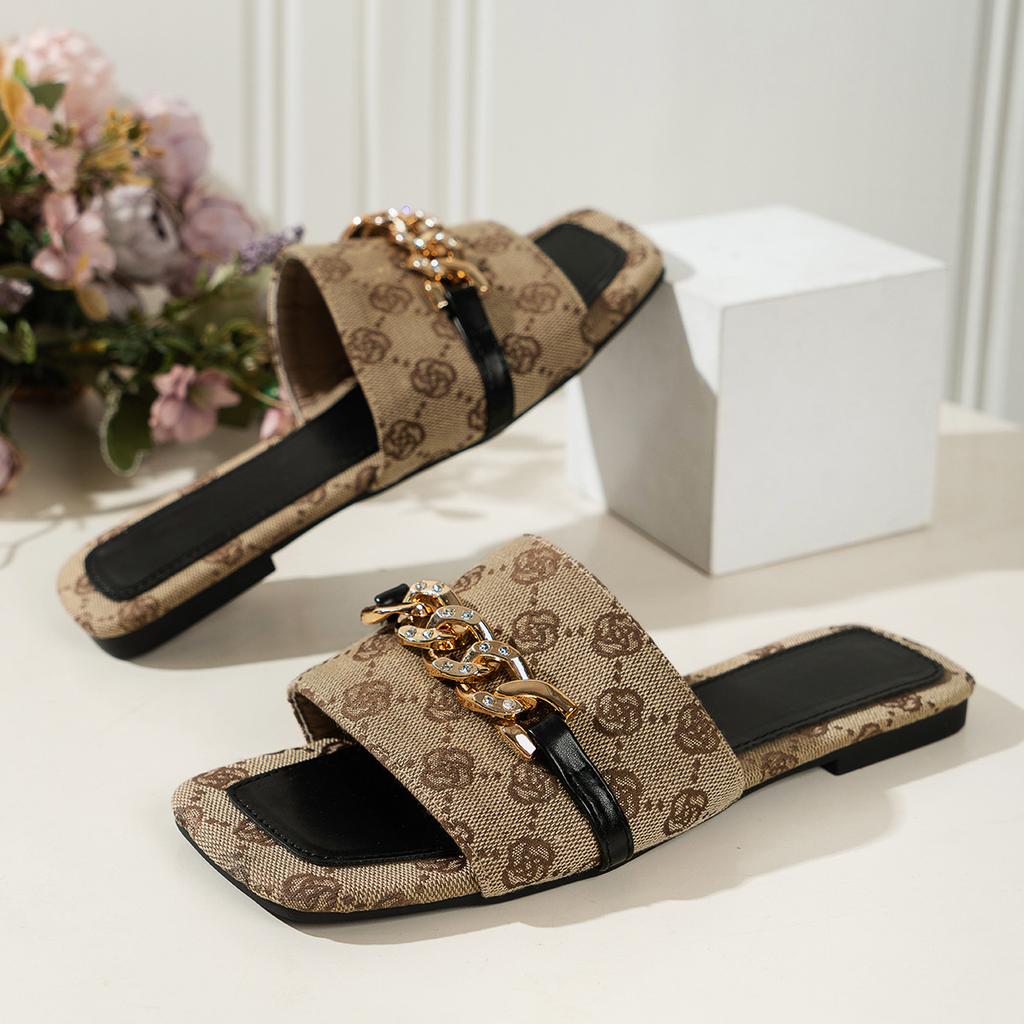 European and American large-size color matching 2024 summer new square head thick-soled metal buttons wear one-character sandals women