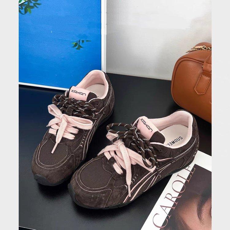 

Сохраняйте версию~ Легкое увеличение внутренней высоты Немецкие тренировочные кроссовки для женщин 2025 осень новые универсальные модные повседневные спортивные кроссовки для женщин 40 кофейный