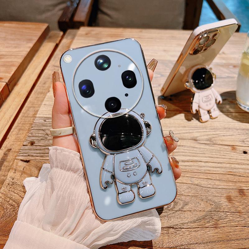 For OPPO Find X9 Ultra Case Shining Astronaut Spaceman Bracket Holder Design Soft Plating For OPPO Find X9S Back Cover