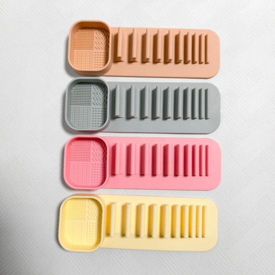 Silicone Makeup Brush Holder Wash Dry 2-in-1 Suction Cup Design Compact Size Waterproof Makeup Brush Stand