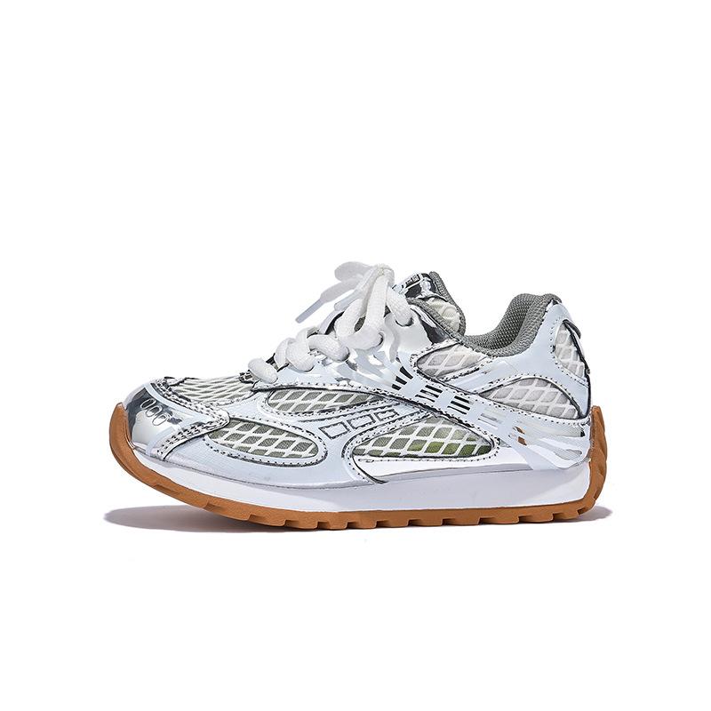 

Children s shoes 2025 spring and summer new boys casual sports shoes summer hollow soft sole girls mesh running shoes 26-30 yards, 5 pairs in one hand