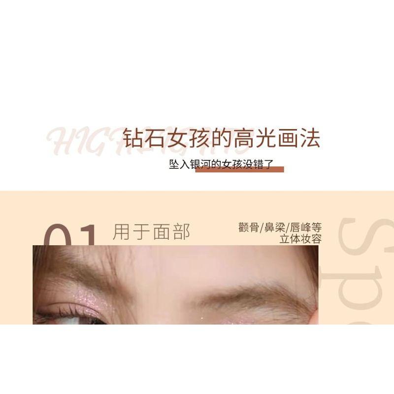 ORIGINAL ARTIST - Lion Embossed Mineral Highlighter - 3 Colors