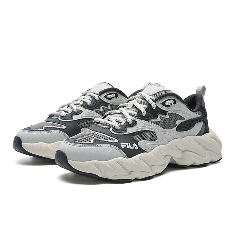 Fila FERN 2S Ammortizzazione Resistente all'Abrasione Traspirante Copertura Leggera Aumenta Altezza Scarpe Basse Sneakers Chunky F12M611113FMW