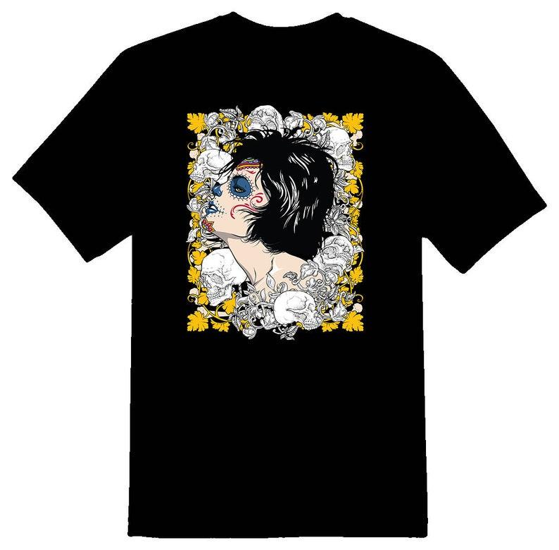 Queen of skulls black tee 160