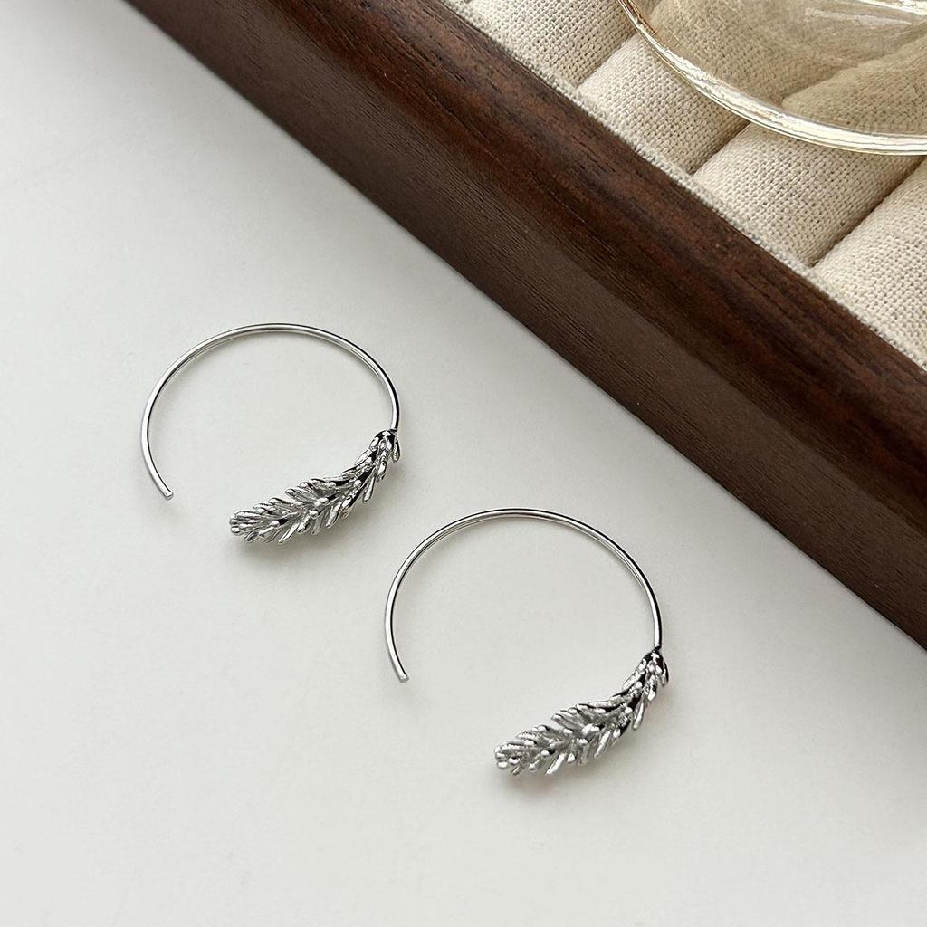 2025 High-End French Wheat Ear Hoop Earrings for Women: Elegant, Versatile, Fashionable Jewelry