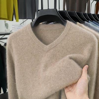 Hochwertiger dicker V-Ausschnitt Wollpullover aus Kaschmir für Herren: Warmer gestrickter Pullover für mittlere und junge Jahre