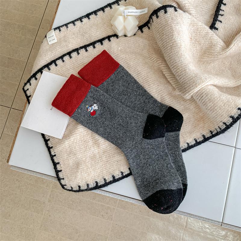 Color-blocking Embroidered Apple Dog Autumn and Winter Warm Wool Women's Pile Socks Simple Mid-calf Paired with Burken Shoes
