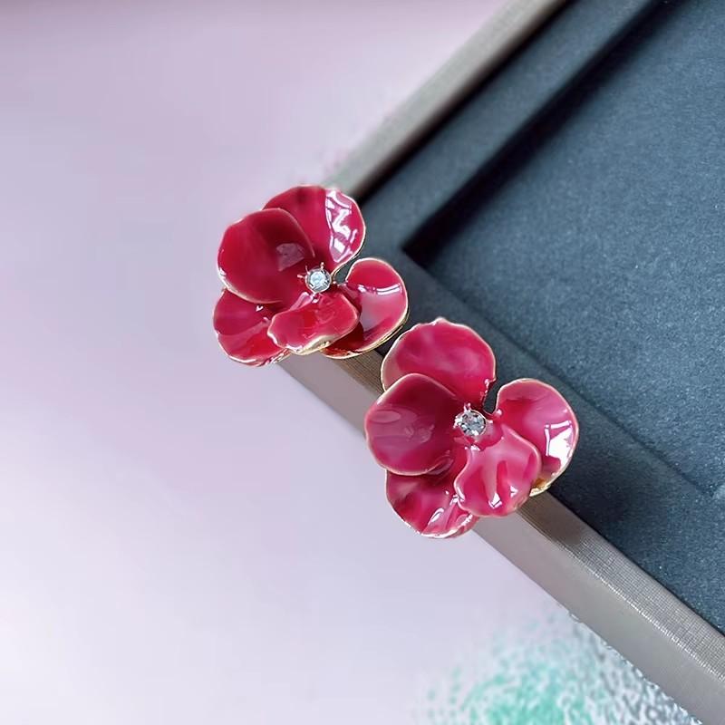 2024 New Rose Red Flower Hanging Earrings for Women Love Heart Blooming Florals Cute Lovely Female Ear Zircon Brincos New