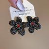 Elegant Diamond-Studded Flower Earrings: Silver Needle Retro Style for High-End Fashion