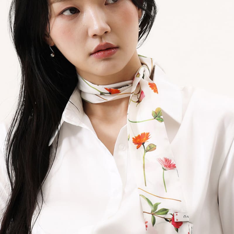 ONSZ White Floral Silk Twilly Scarf