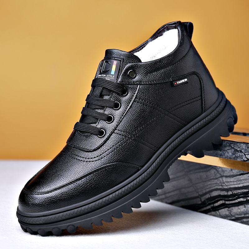 Zimowe męskie buty z futrem Skórzane męskie biznesowe bawełniane buty Casualowe ciepłe śniegowce Antypoślizgowe męskie buty rekreacyjne Bota Masculina