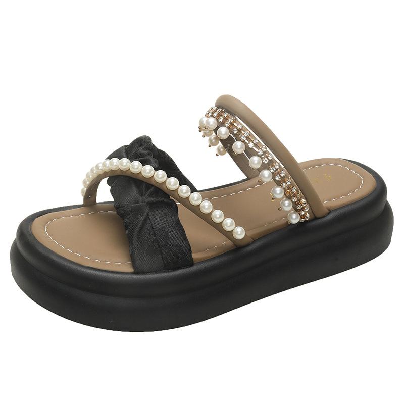 French Beautiful Fashion Cool Slippers 2025 Summer New Wear Comfortable Dual-purpose Beach with Skirt Cool Slippers Women