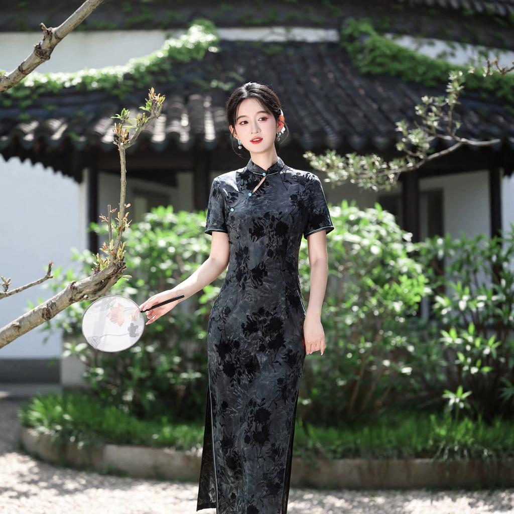 1011 Chinese style summer and autumn new improved flocked cheongsam long wedding ceremony daily self-cultivation Chinese performance