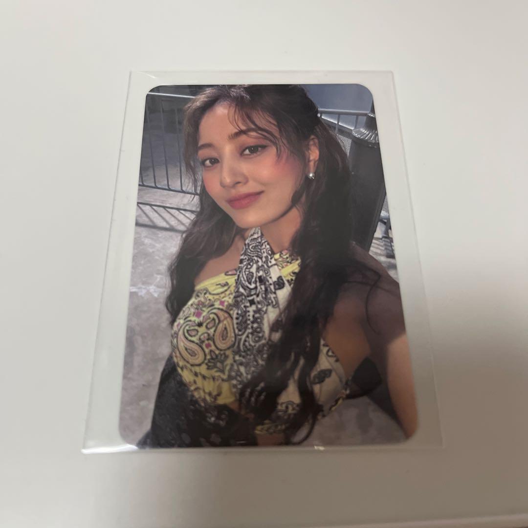 

[USED] JIHYO ZONE Store Bonus Trading Card BDM Jihyo