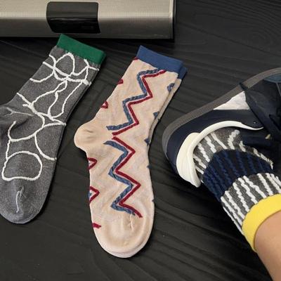 Female Spring and Autumn Fashionable Street Designer Line In The Tube Pile Socks
