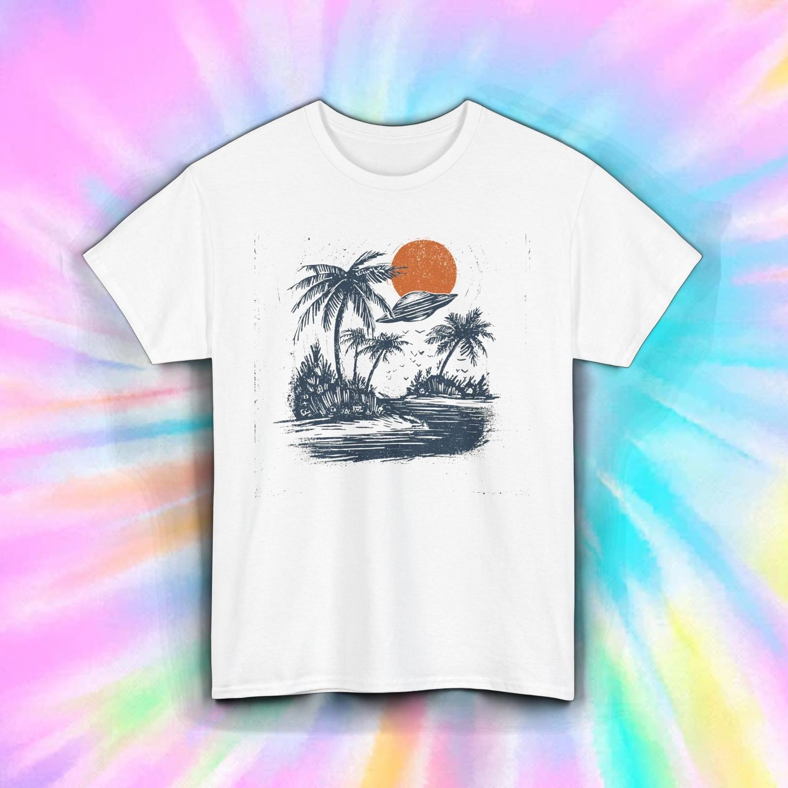 UFO Alien Palm Trees Shirt Vintage Tropical Sunset Retro Sci-Fi Beach Tee S-5XL XXXL
