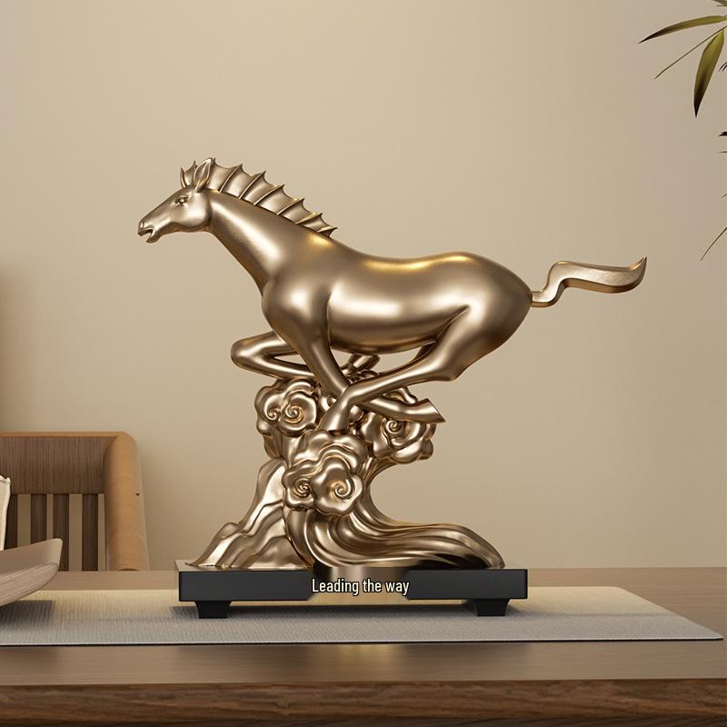 Nordic Horse Figurine: Modern Minimalist Resin Home Decor for Living Room & Wine Cabinet.