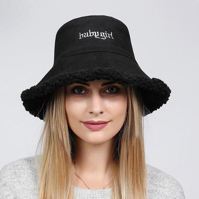 Cappello da pescatore ricamato in velluto a doppia faccia per protezione solare da donna autunno e inverno nuovo cappello a cupola