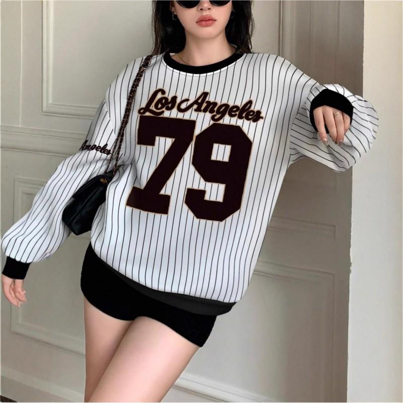 Womens Casual Print Hooded Sweatshirt With 3D Letter Graphic Round Neck Lightweight Comfort Fit Everyday Wear
