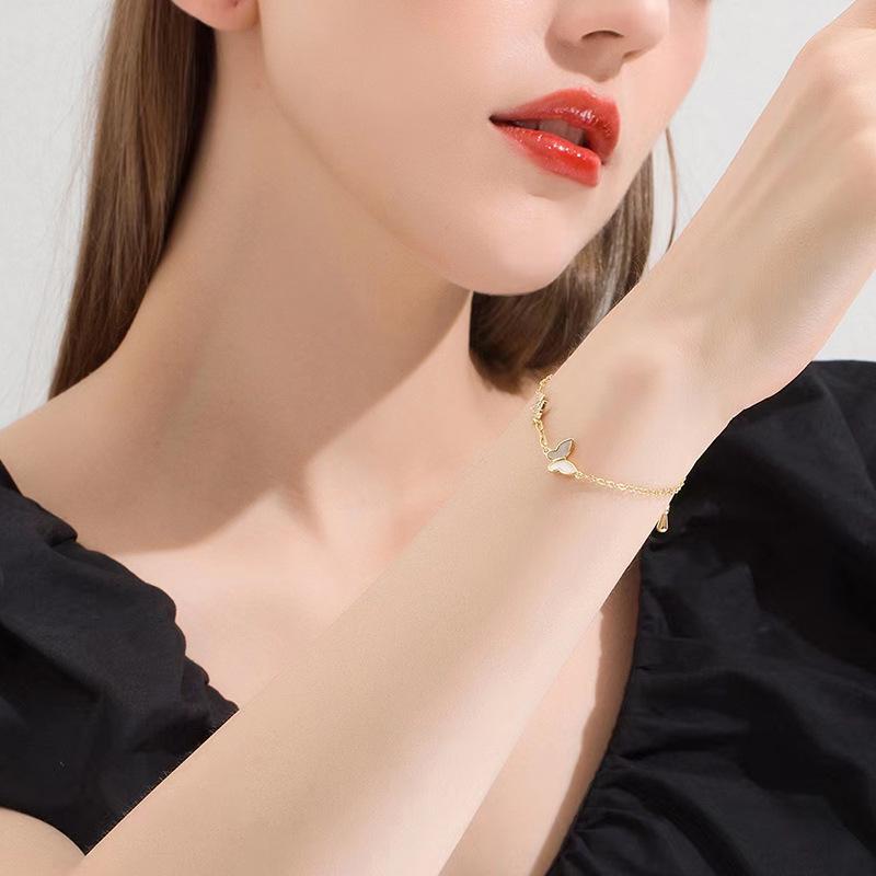 Bracciale Guscio di Conchiglia e Farfalla Dongdaemun Coreano - Gioielli Placcati Oro Vero da Donna, Perfetto per Coppie o Regali per Migliori Amici