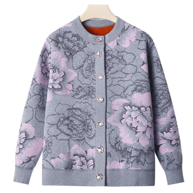 Middle-aged mother clothes old lady velvet warm grandma autumn and winter clothes color cardigan old coat