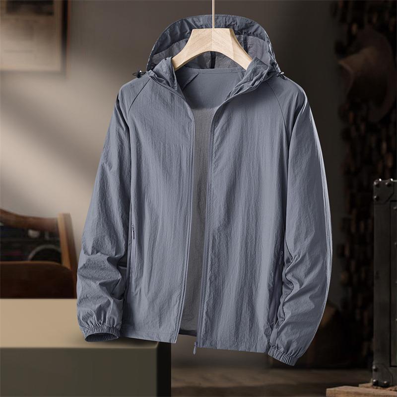 Model dla par z kapeluszem Ochrona przed słońcem i oddychająca lekka kurtka outdoorowa z długim rękawem