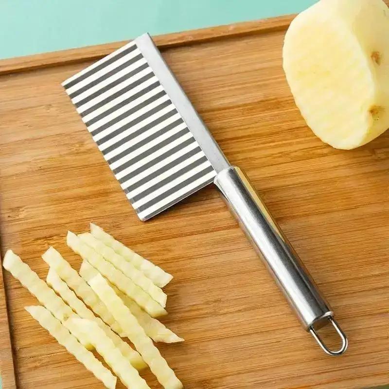 Nerezový nůž na vlnitý kráječ brambor Domácí krájení zeleniny Gadgety na hranolky Kuchyňské přenosné nástroje na zeleninu Velkoobchod