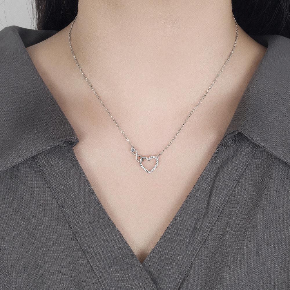 Infinite Love Necklace Female Zircon Fashion Love Infinite Heart Pendant Simple Double Love Clavicle Chain Jewelry