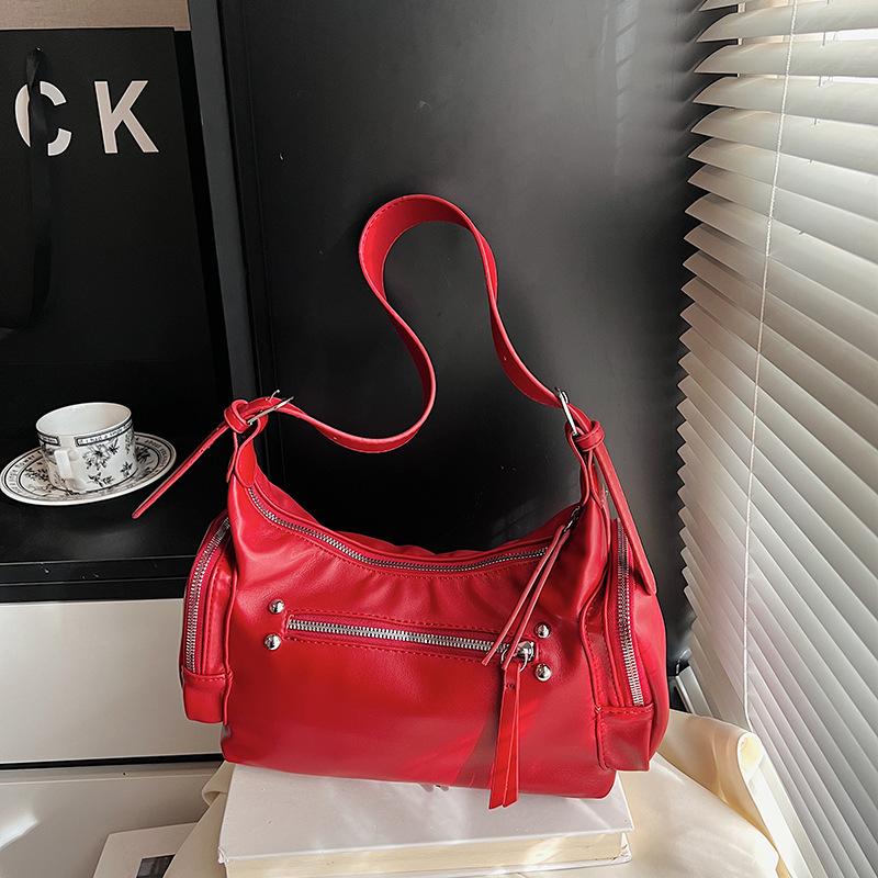 

2025 new retro niche armpit bag Spice girl style multi-pocket locomotive bag foreign style fashion shoulder messenger bag красный