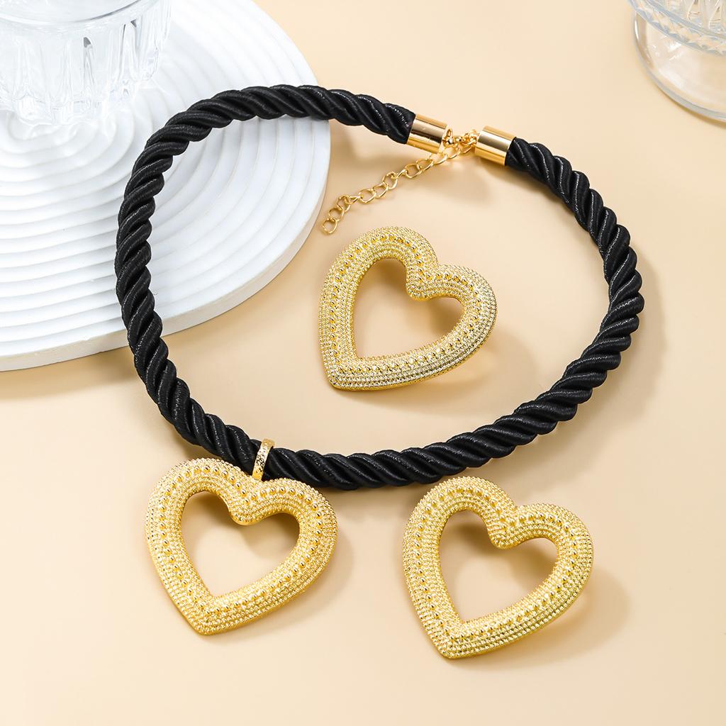 Heart Pendant Woven Twist Necklace for Women Jewelry Gift Holiday Party Wear Accessory