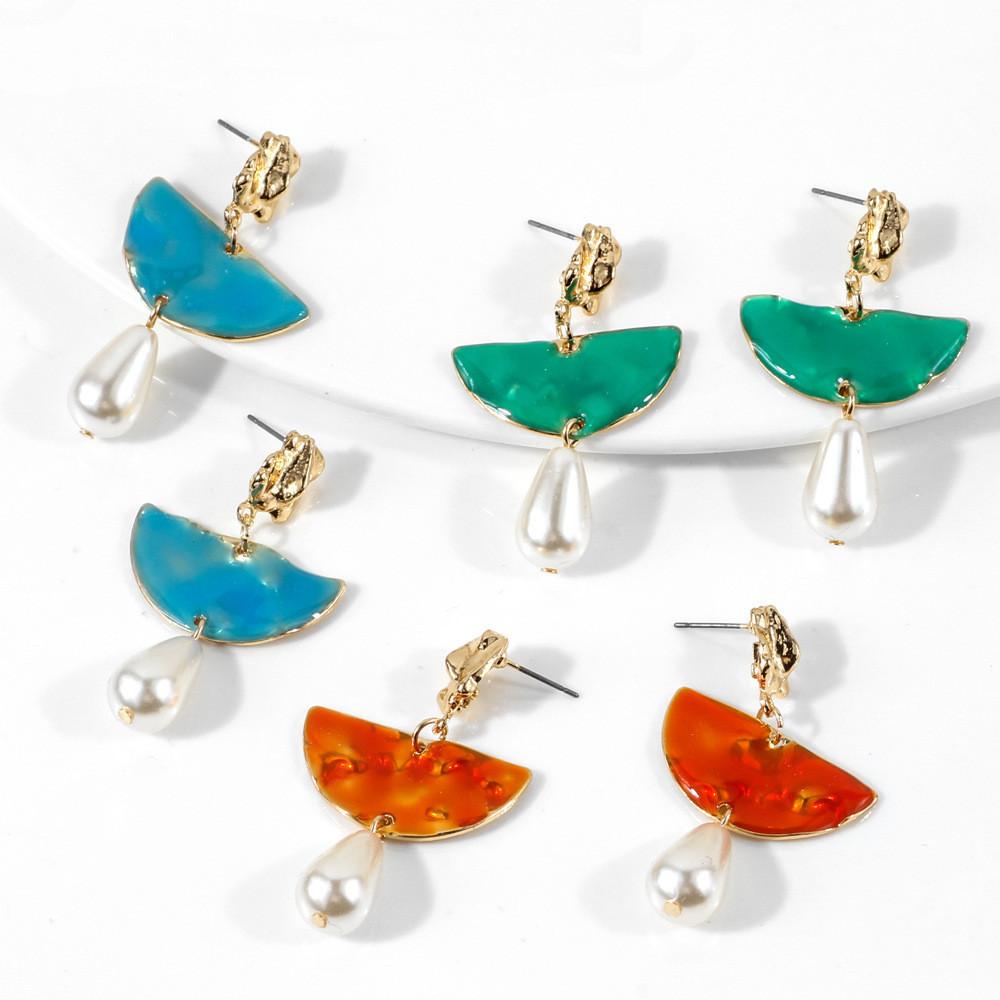 Chic European American Style Alloy Half-round Pearl Earrings For Women Summer 2021