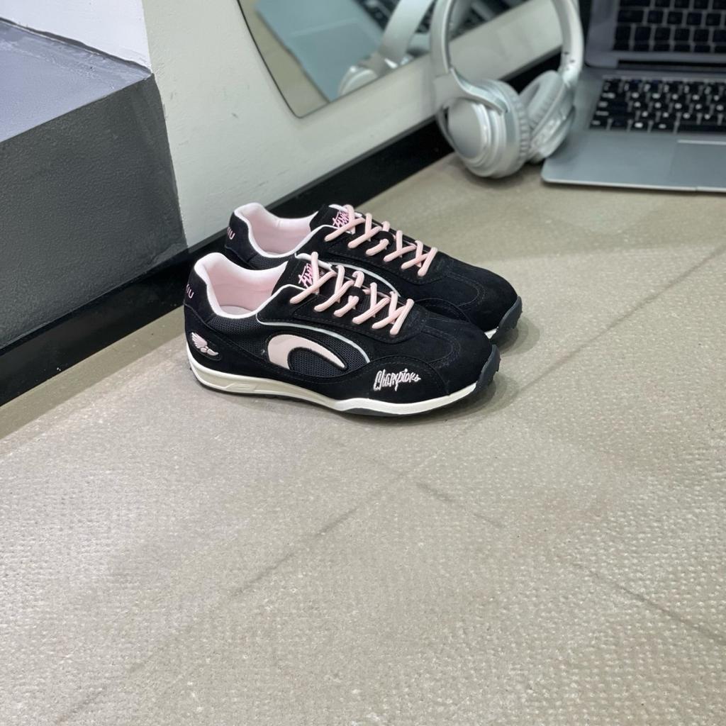 Retro inner height increase leather red German training shoes women's 2025 autumn new casual fashion versatile light breathable tide