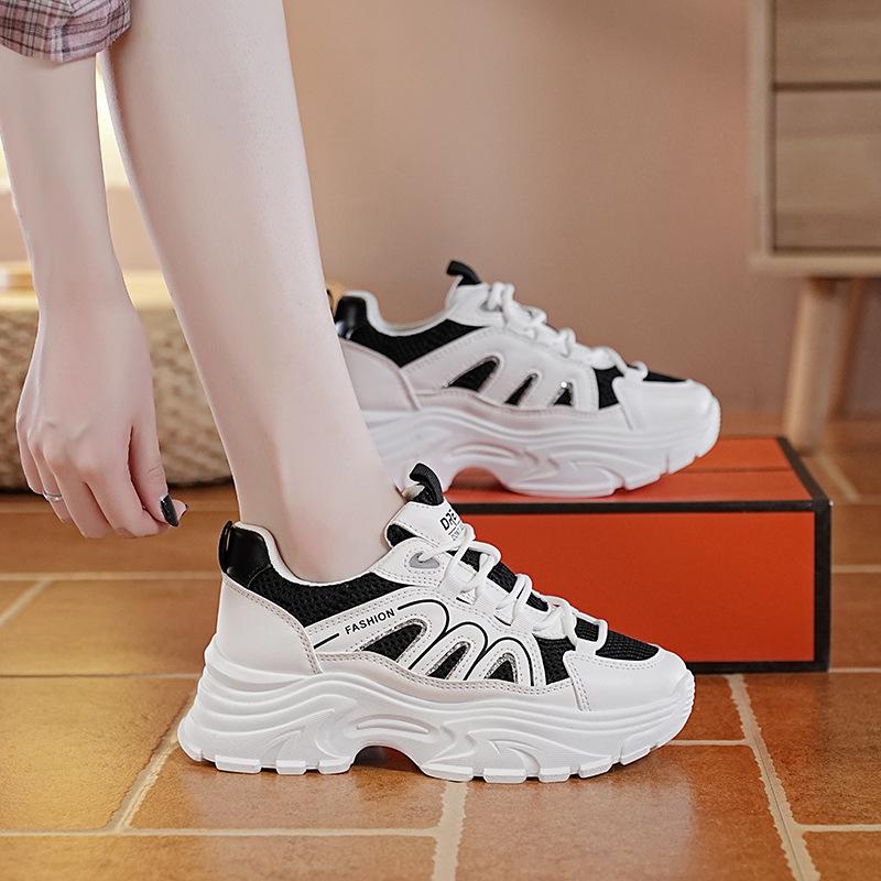 

инс корейская версия платформы папины кроссовки 2025 осень новый уличный снимок студенческие беговые кроссовки увеличивают рост повседневные DY810 40