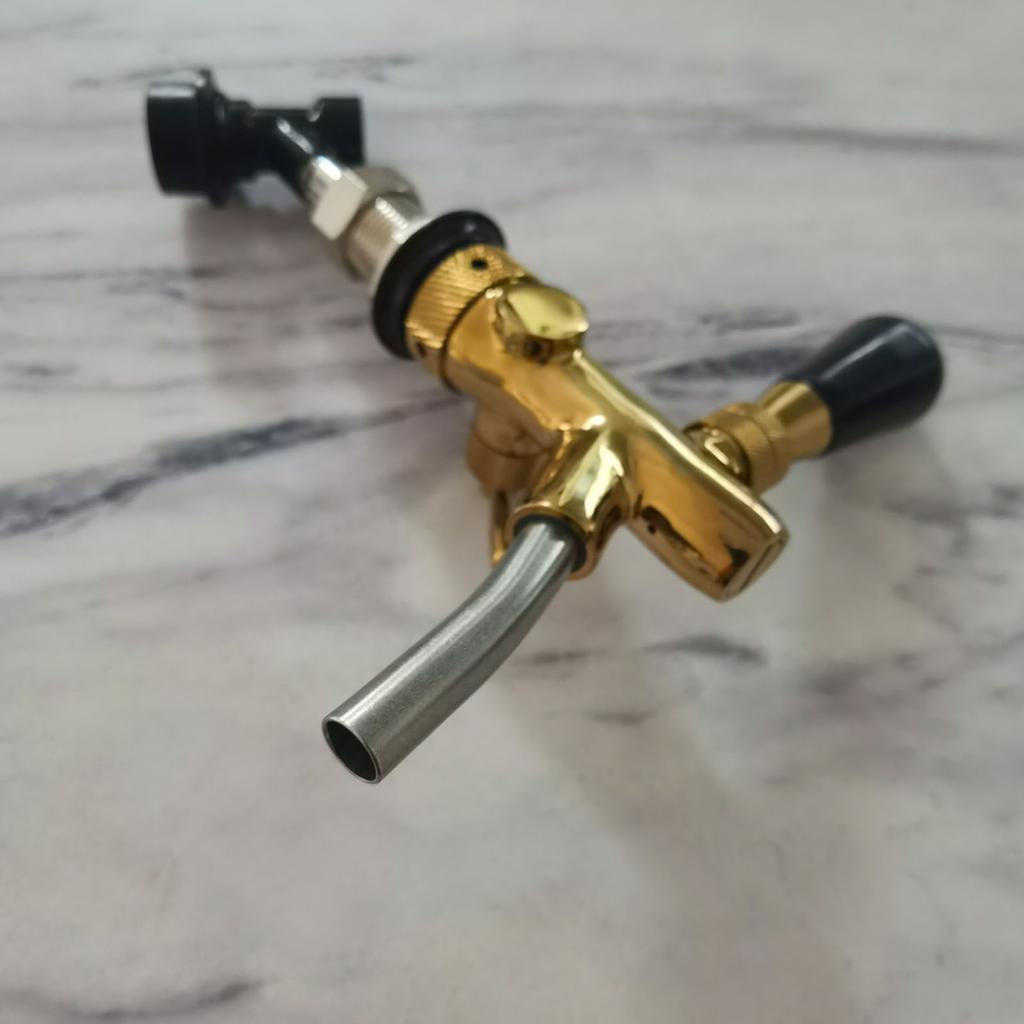 Accoppiatori per Birrificazione Fusti di Birra Dispenser Spina per Birra alla Spina Flussi Regolabili Interruttori Texture Ottone per Birra