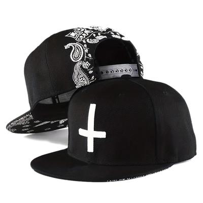 Berretti e cappelli – Berretti e cappelli con visiera