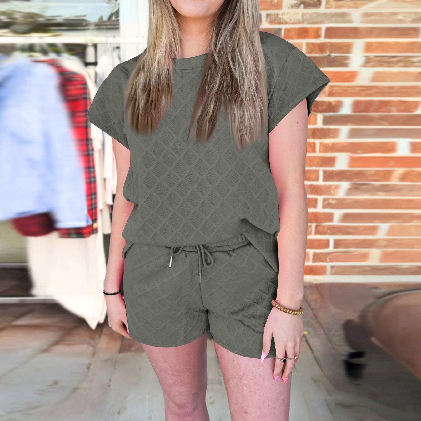 

Женский модный повседневный спортивный костюм большого размера с круглым вырезом, топ с короткими рукавами, шорты, комплект из двух предметов L армия зеленый