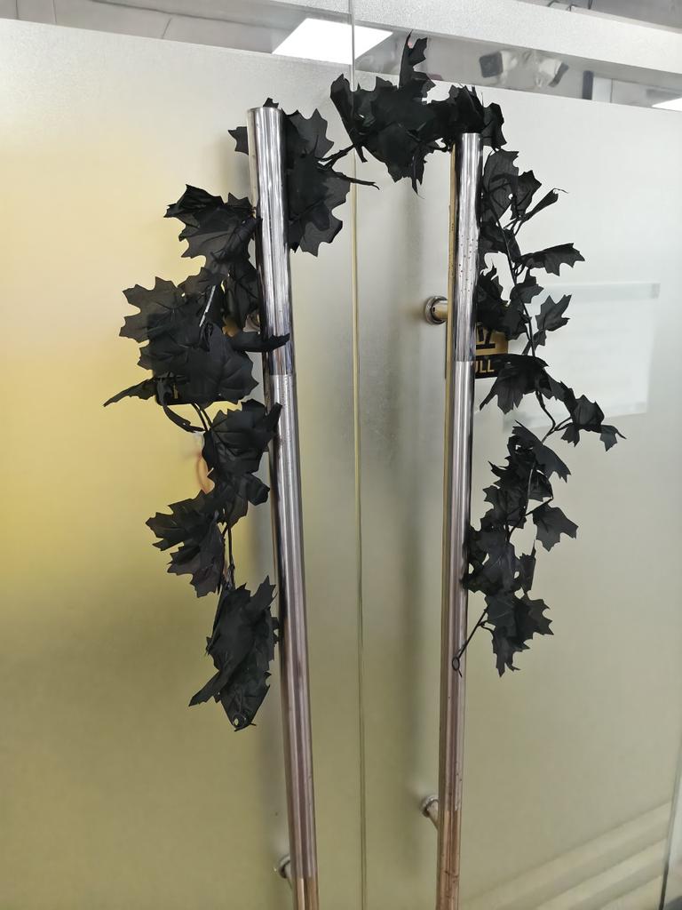 1.7m Artificial Black Maple Leaf Garland for Halloween Party Decoration