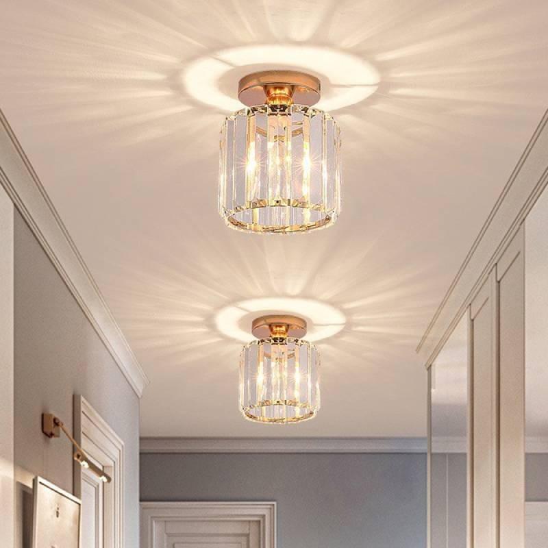 Stylové Moderní Křišťálové Stropní Svítidlo Elegantní Design Pro Vstupní Chodbu V Černé A Zlaté