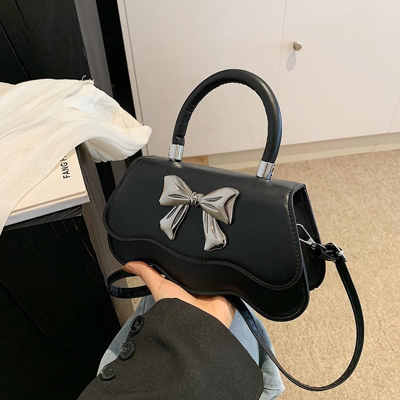 

Маленькая сумка Fairy 2024, новая мини-сумка-бабочка, корейская мини-сумка-мессенджер с цепочкой для родителей и детей, красный конверт чёрный