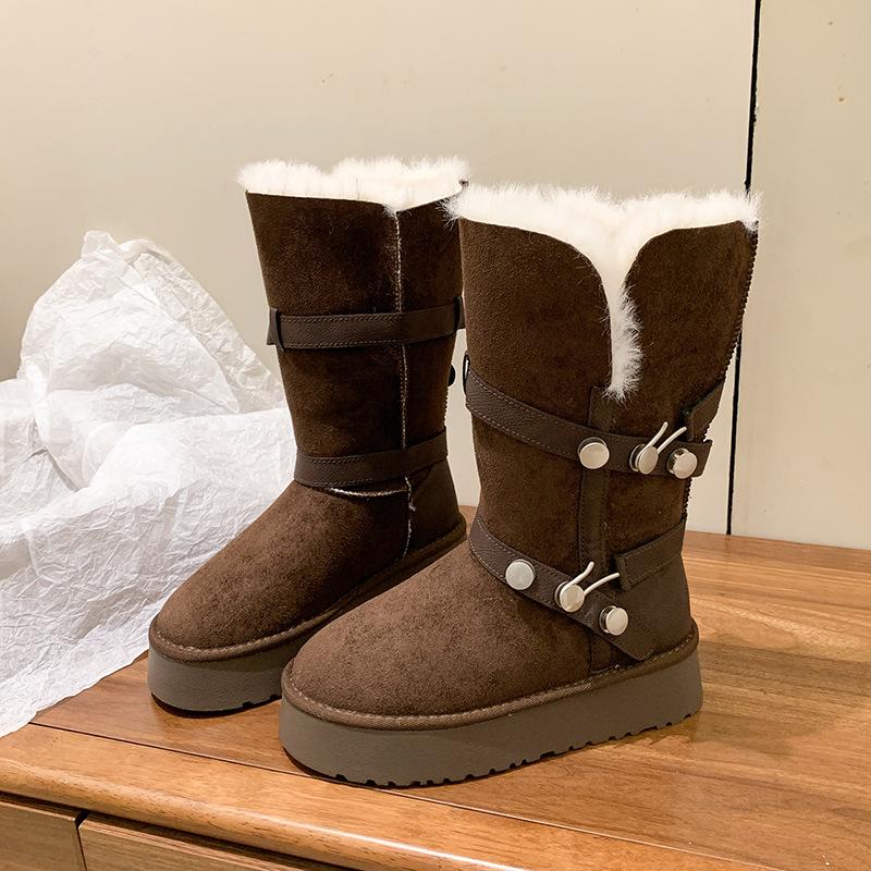 

Бархатные зимние ботинки на толстой подошве для женщин на зиму 2025 года, новые популярные теплые высокие ботинки, маленькие ботинки на платформе 40 коричневый